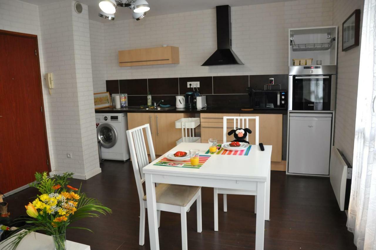Braveo Lambiliz Apartment Брест Екстериор снимка