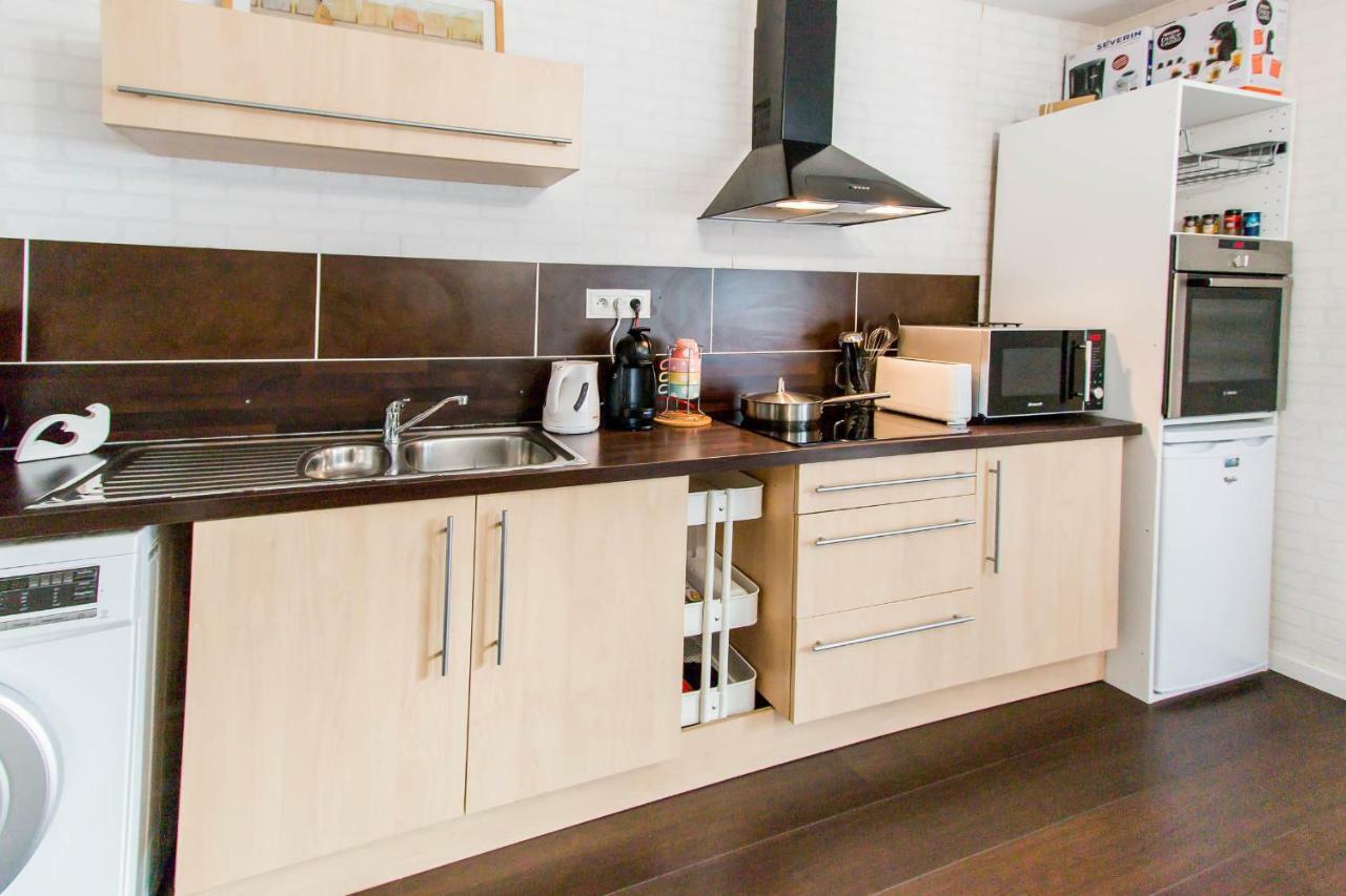 Braveo Lambiliz Apartment Брест Екстериор снимка